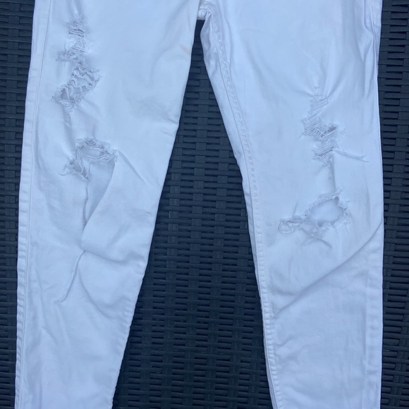 WHITE HOLLISTER JEANS - Picture 8 of 13